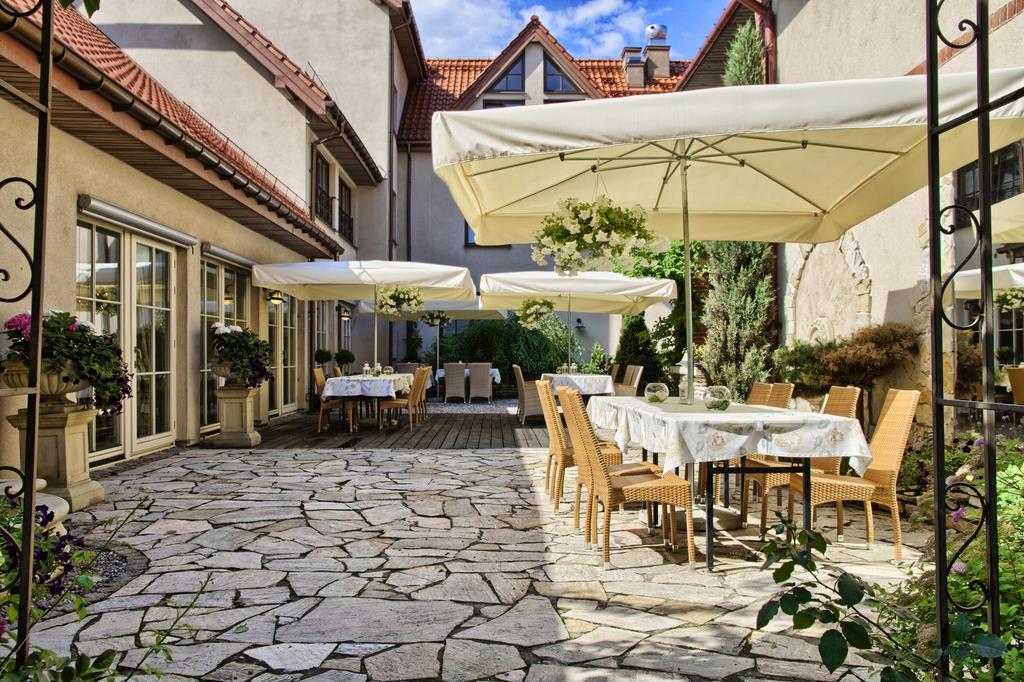 Villa Estera - Hotel & Restauracja Michalowice  Ngoại thất bức ảnh