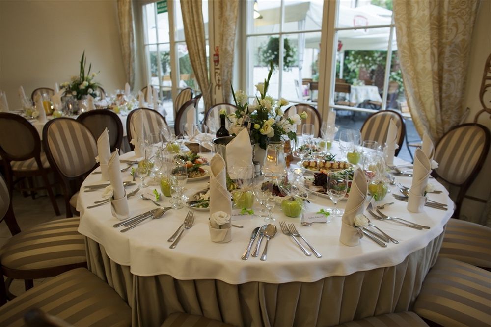 Villa Estera - Hotel & Restauracja Michalowice  Ngoại thất bức ảnh