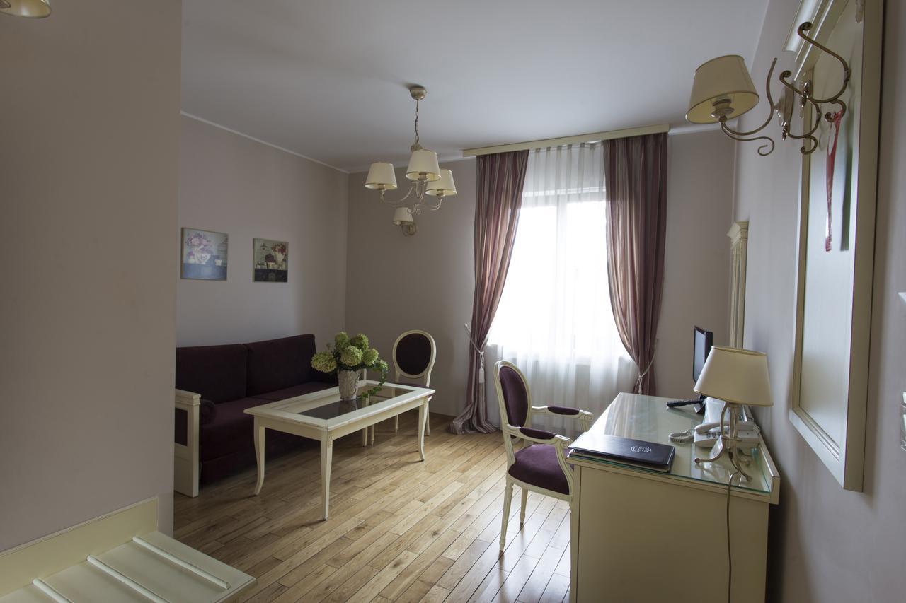 Villa Estera - Hotel & Restauracja Michalowice  Ngoại thất bức ảnh
