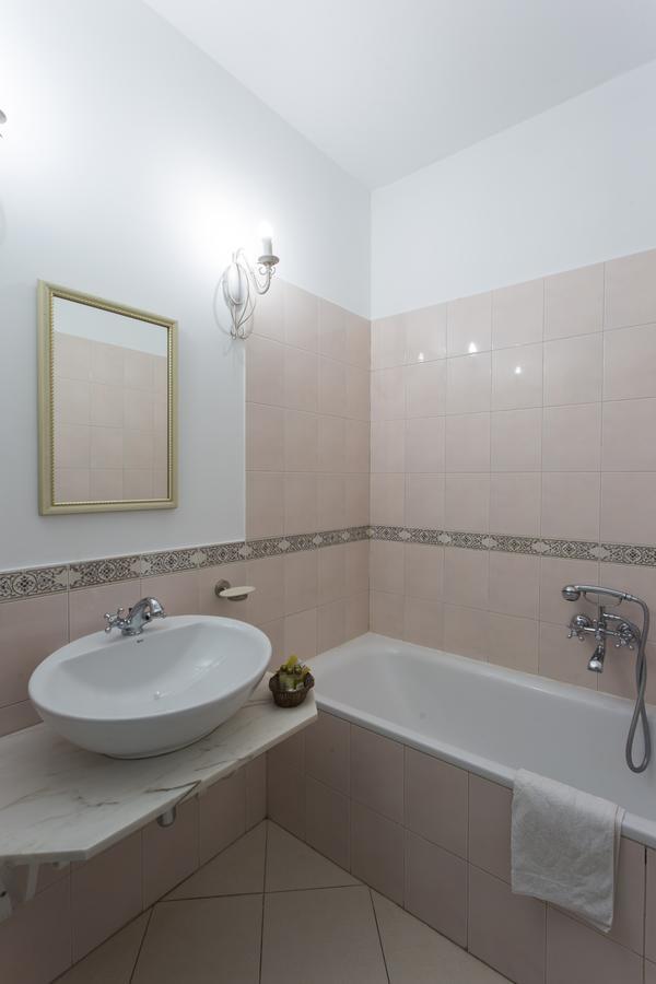 Villa Estera - Hotel & Restauracja Michalowice  Ngoại thất bức ảnh